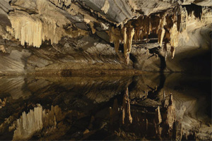 Höhlen von Han